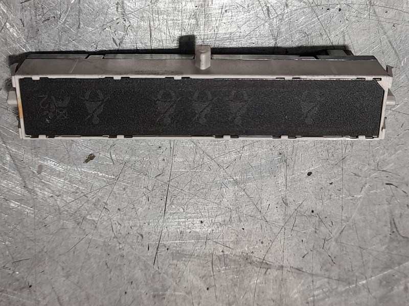 Recambio de pantalla multifuncion para peugeot 207 confort referencia OEM IAM 9665103980  PANTALLA INDICADOR CINTURONES SEGURIDA