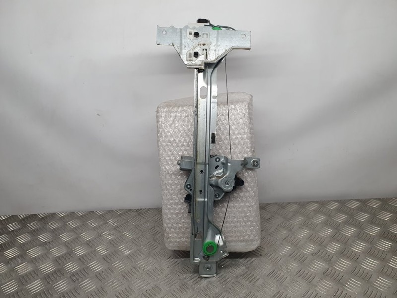 Recambio de elevalunas trasero derecho para peugeot 5008 active referencia OEM IAM 9682808680 912028105 BROSE ELECTRICO