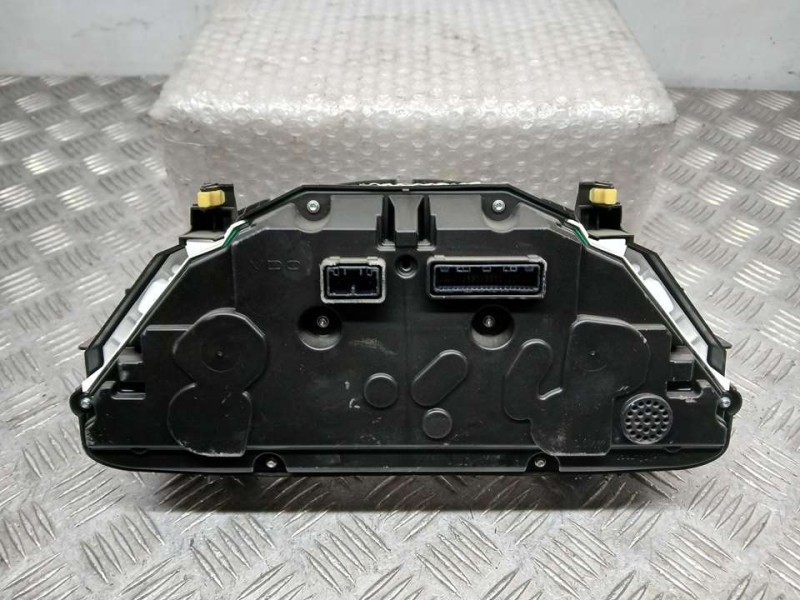 Recambio de cuadro instrumentos para toyota auris active referencia OEM IAM 838000Z61  