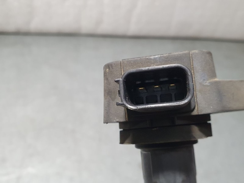 Recambio de bobina encendido para honda civic berlina 3 (ep1/2) 1.6 vtec cat (d 16 v 1) referencia OEM IAM 30520PVJA01  