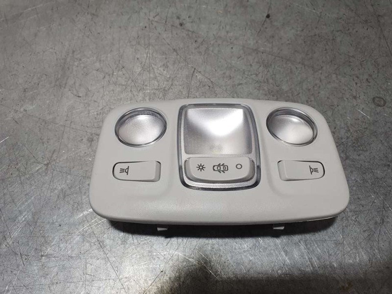 Recambio de luz interior para citroën c4 feel pack referencia OEM IAM 96781444UW  TRASERA