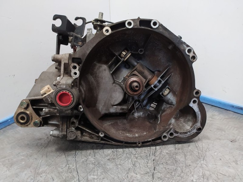 Recambio de caja cambios para peugeot boxer caja cerr. techo sobreelev. (rs3200)(230)(´02) 1400 d referencia OEM IAM 20LE19 0060