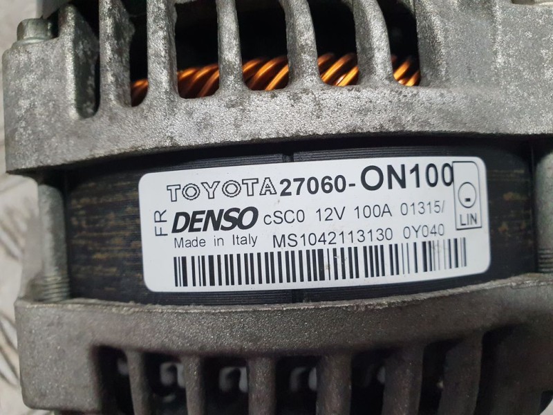 Recambio de alternador para toyota auris active referencia OEM IAM 27060ON1010 MS1042113130 DENSO