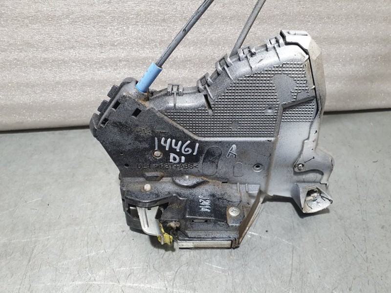 Recambio de cerradura puerta delantera izquierda para toyota auris active referencia OEM IAM SIN REF  6 PINES