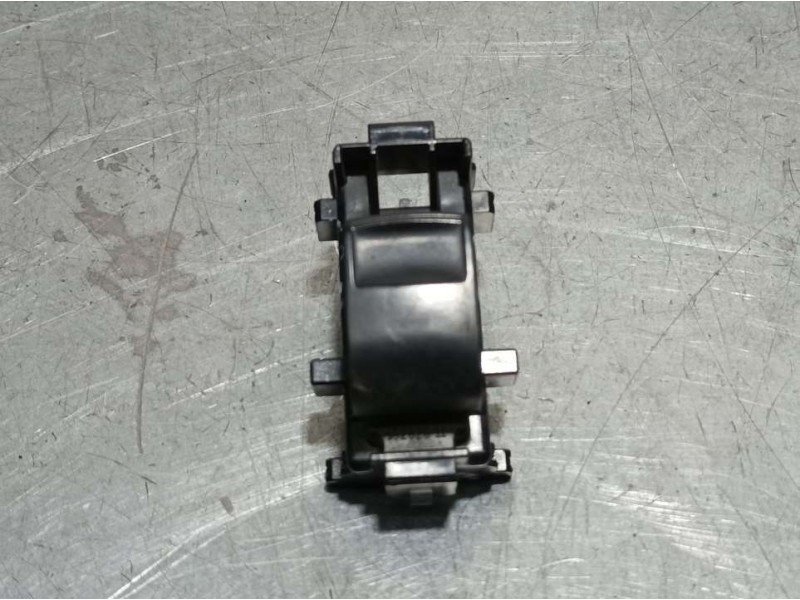 Recambio de mando elevalunas trasero izquierdo para toyota auris active referencia OEM IAM 848100D030  