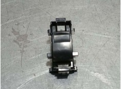 Recambio de mando elevalunas trasero izquierdo para toyota auris active referencia OEM IAM 848100D030  