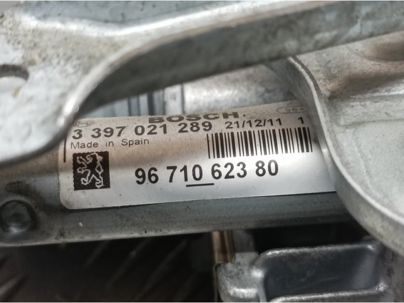 Recambio de motor limpia delantero para peugeot 5008 active referencia OEM IAM 9671062380 3397021289 BOSCH