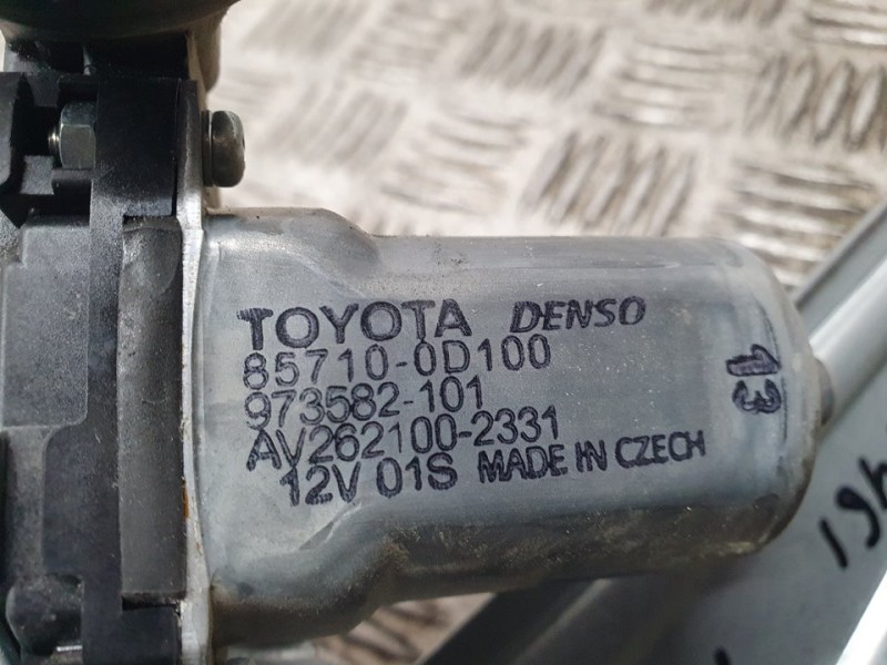 Recambio de elevalunas trasero izquierdo para toyota auris active referencia OEM IAM SIN REF  ELECTRICO
