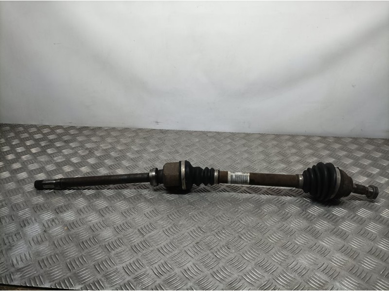 Recambio de transmision delantera derecha para peugeot 5008 active referencia OEM IAM 9661107480  