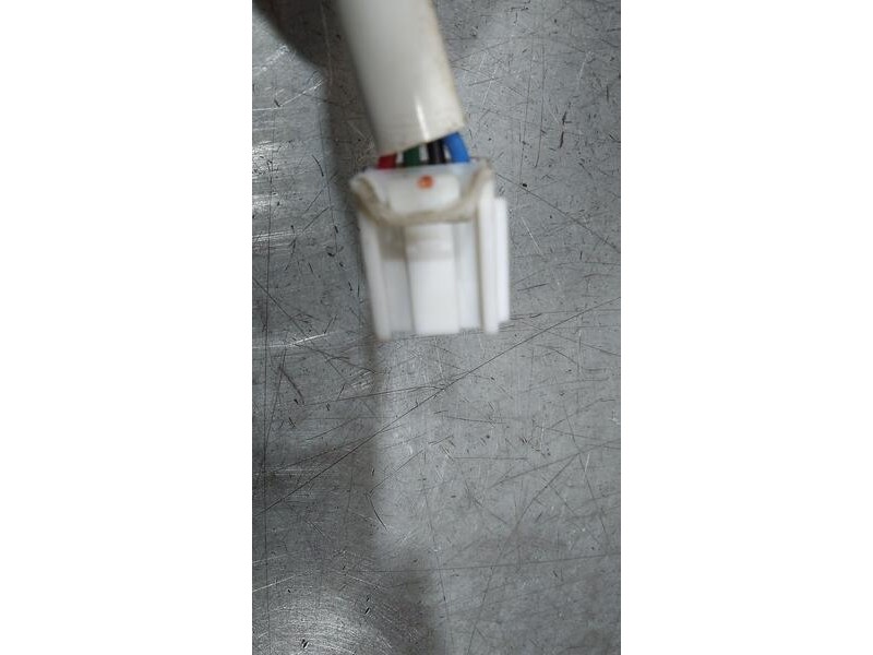 Recambio de piloto trasero izquierdo para toyota auris active referencia OEM IAM 8156102740  EXTERIOR