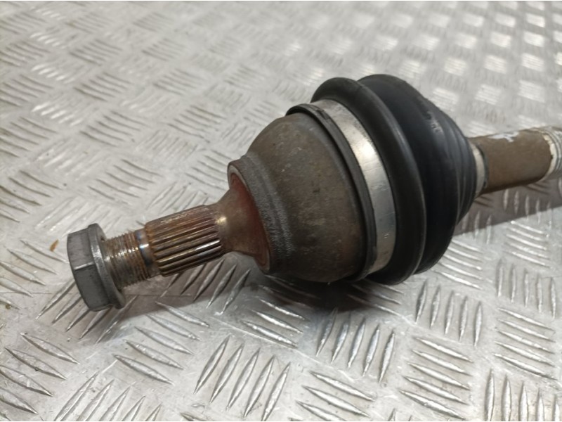 Recambio de transmision delantera izquierda para peugeot 5008 active referencia OEM IAM 9661107380  