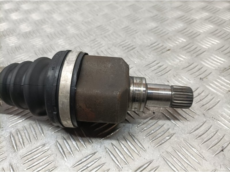 Recambio de transmision delantera izquierda para peugeot 5008 active referencia OEM IAM 9661107380  