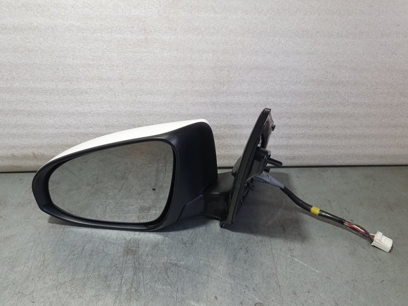 Recambio de retrovisor izquierdo para toyota auris active referencia OEM IAM 8794002620  ELECTRICO 7 CABLES