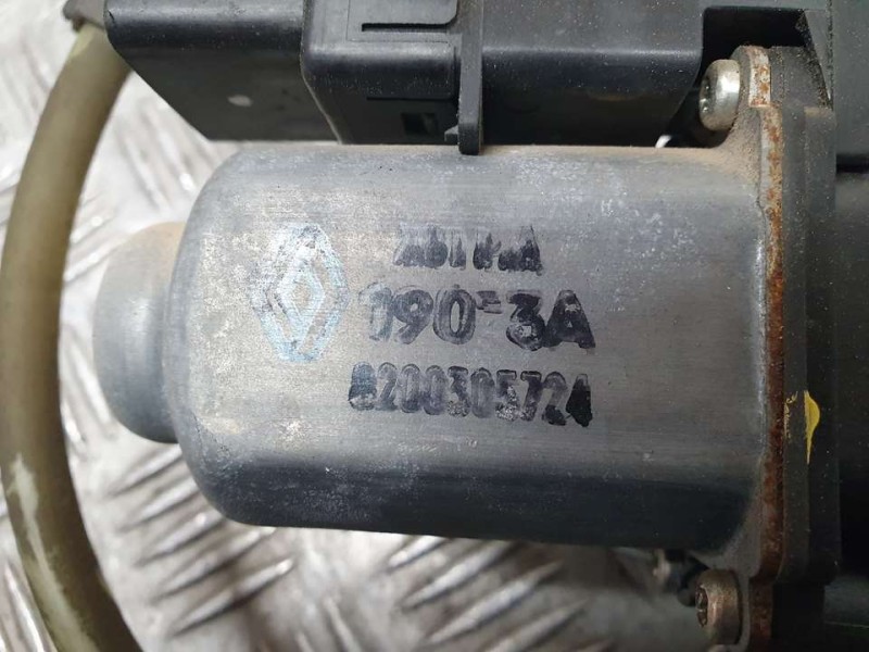 Recambio de elevalunas trasero izquierdo para renault espace iv (jk0) grand espace initiale referencia OEM IAM 8200305724  ELECT