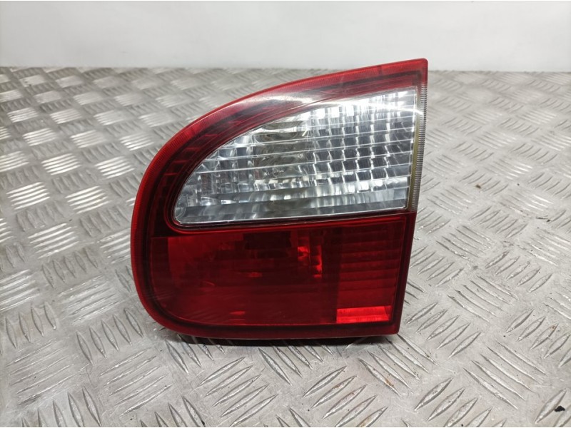 Recambio de piloto trasero derecho para daewoo lanos sx referencia OEM IAM   INTERIOR