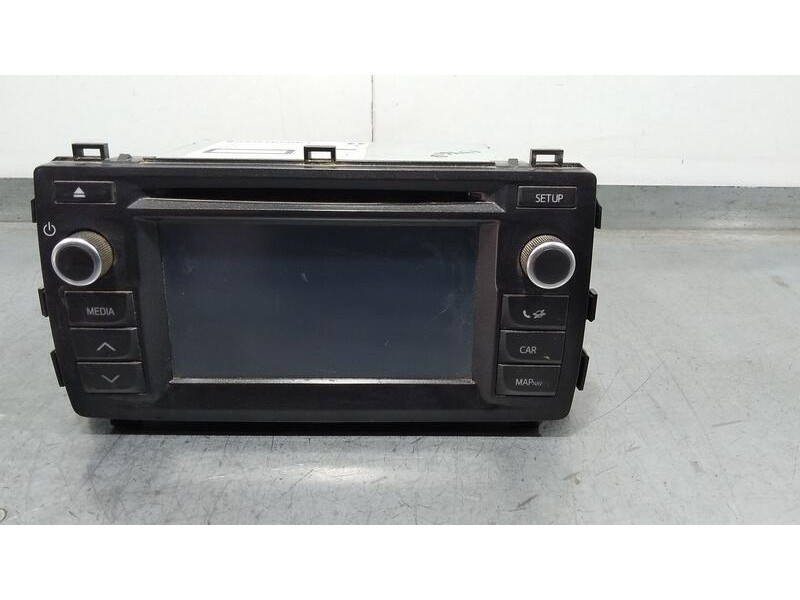 Recambio de sistema navegacion gps para toyota auris active referencia OEM IAM 8614002280  