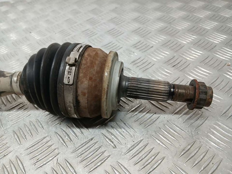 Recambio de transmision delantera derecha para toyota auris active referencia OEM IAM 4341002830  