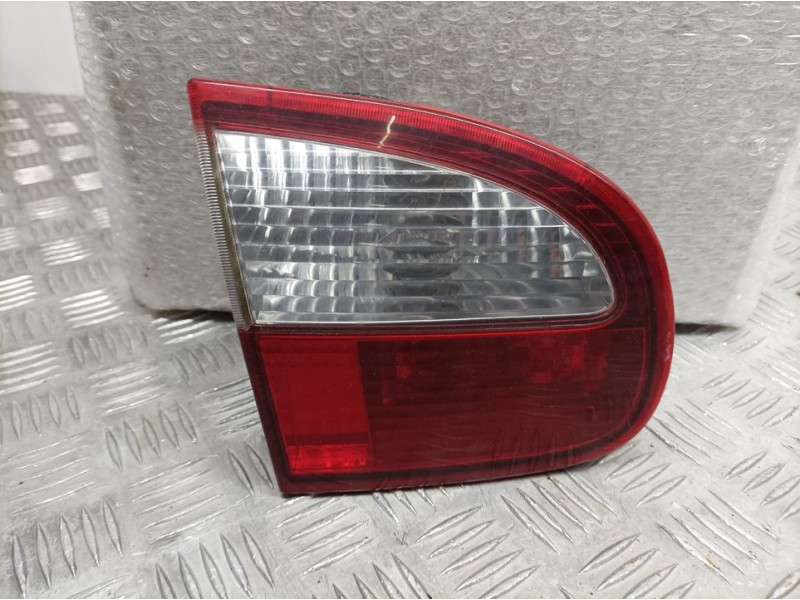 Recambio de piloto trasero izquierdo para daewoo lanos sx referencia OEM IAM   INTERIOR