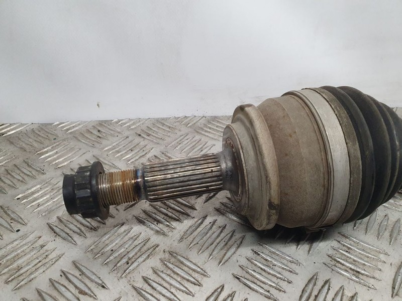 Recambio de transmision delantera derecha para toyota auris active referencia OEM IAM SIN REF  