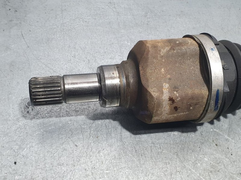 Recambio de transmision delantera derecha para citroën berlingo furgón club m referencia OEM IAM 9806699780  