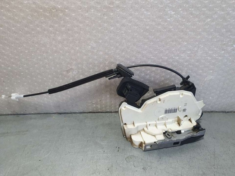 Recambio de cerradura puerta delantera derecha para seat leon st (5f8) reference referencia OEM IAM 5K1837016J  7 PINES