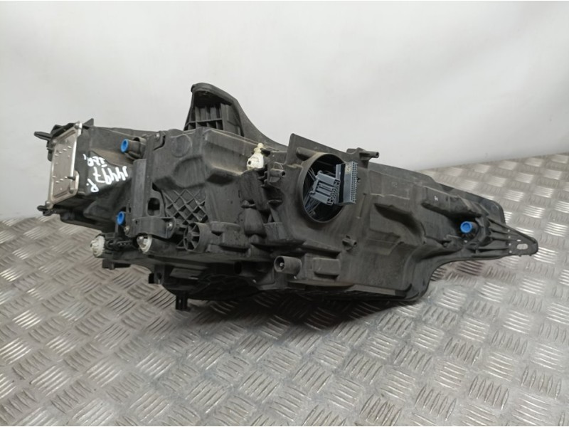 Recambio de faro izquierdo para volvo v60 familiar basis referencia OEM IAM 22025901 00099228 LED