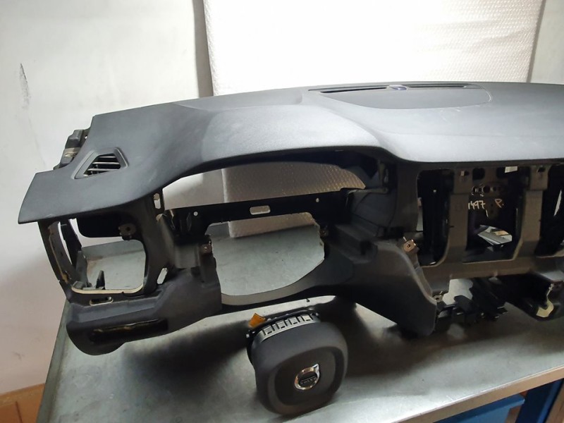 Recambio de kit airbag para volvo v60 familiar basis referencia OEM IAM 39834785  C/ SALPICADERO