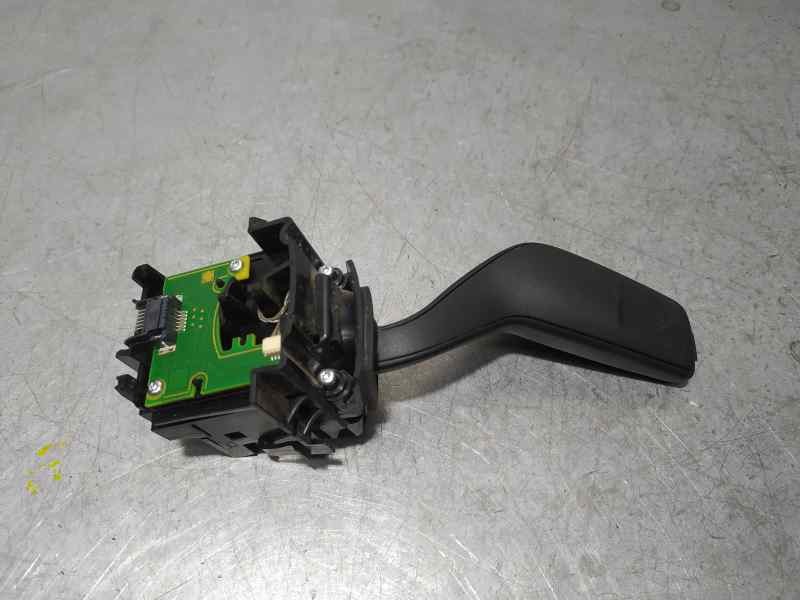 Recambio de mando intermitentes para ford focus st-line referencia OEM IAM H1BT13335BB  