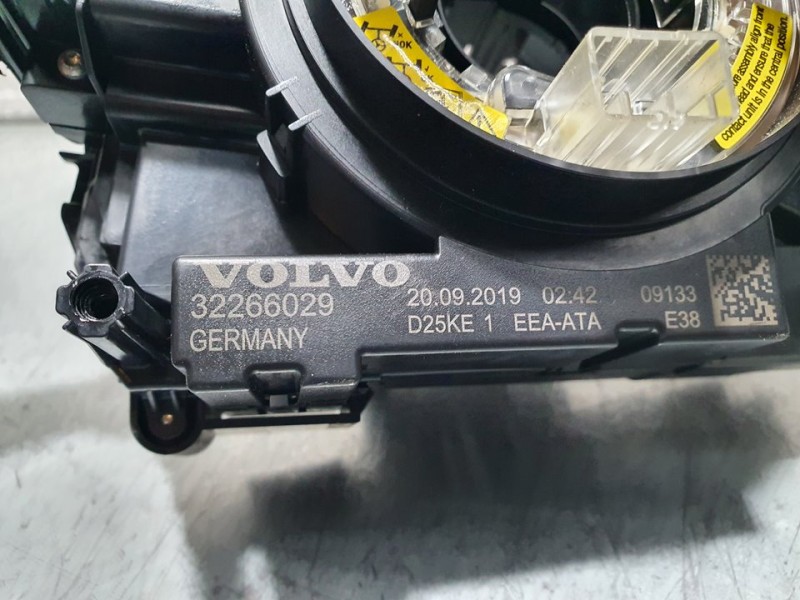 Recambio de mando luces y limpia para volvo v60 familiar basis referencia OEM IAM 32266029  