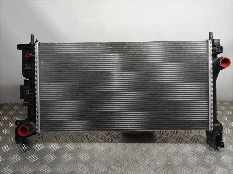 Recambio de radiador agua para volvo v60 familiar basis referencia OEM IAM 32252295 32252295 