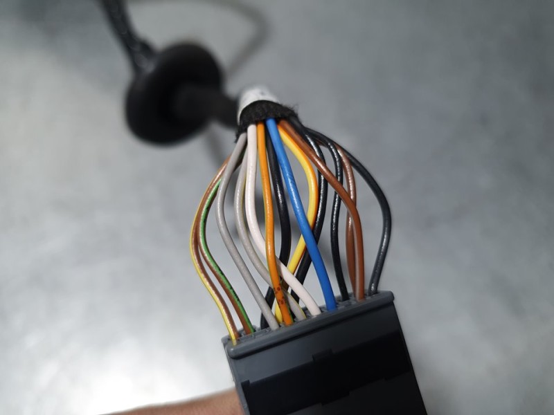 Recambio de retrovisor derecho para volvo v60 familiar basis referencia OEM IAM 31477582 ELECTRICO 14 PINES 