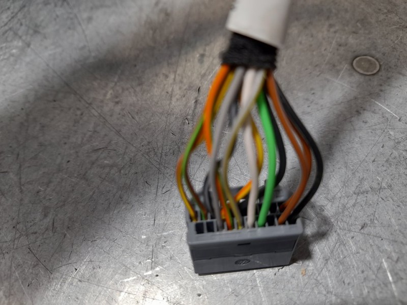 Recambio de retrovisor izquierdo para volvo v60 familiar basis referencia OEM IAM 31477568  ELECTRICO ELECTRICO 13 CABLES