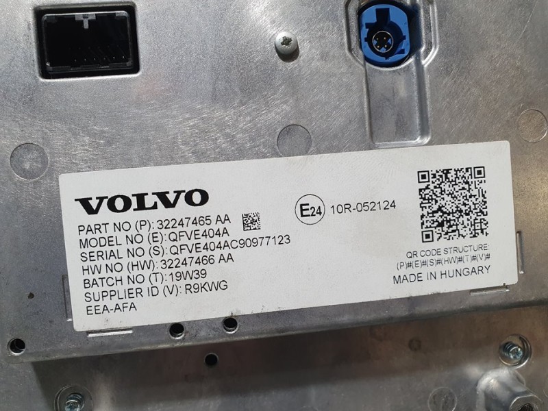 Recambio de sistema navegacion gps para volvo v60 familiar basis referencia OEM IAM 32247465AA QFVE404A 