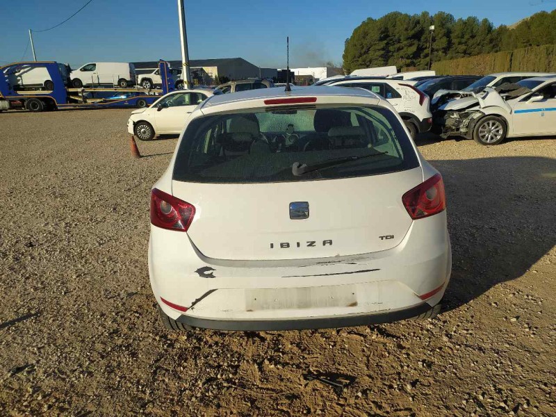 seat ibiza (6j5) del año 2014
