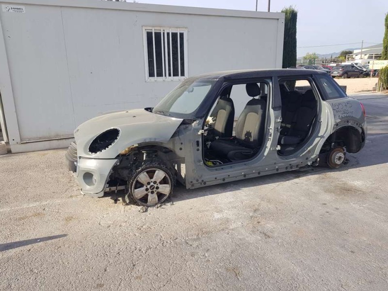 mini mini 5-trg. (f55) del año 2020