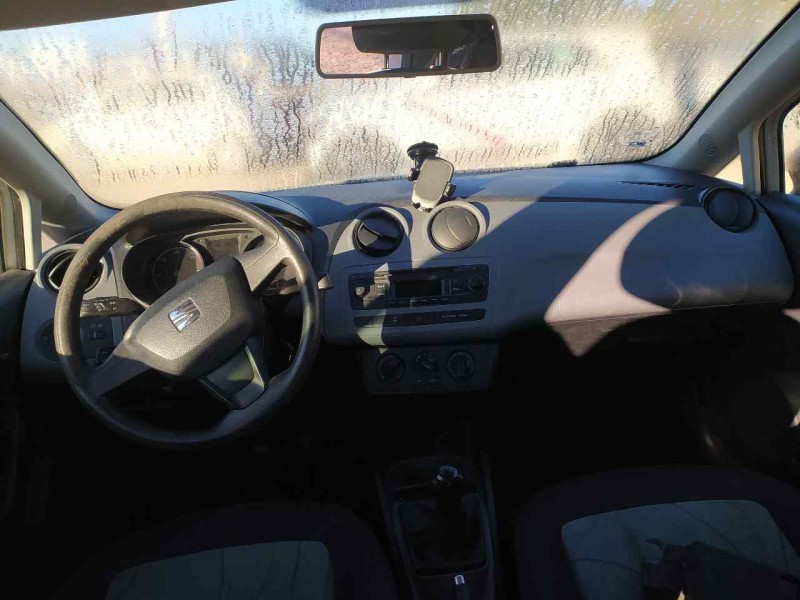 seat ibiza (6j5) del año 2014