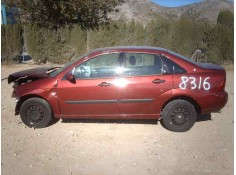 FORD FOCUS BERLINA (CAK)