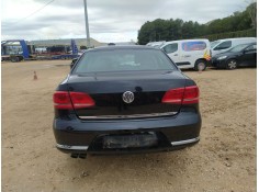 VOLKSWAGEN PASSAT B7 (362)