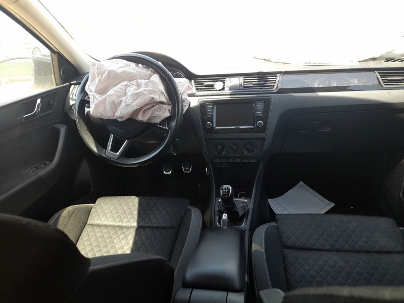 skoda rapid spaceback (nh1) del año 2016