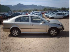 SKODA OCTAVIA BERLINA (1U2)