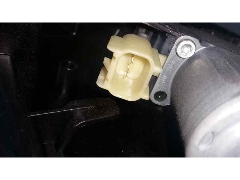 Recambio de elevalunas delantero derecho para ford fiesta (cb1) ambiente referencia OEM IAM  2 PINS ELECTRICO