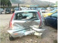 FIAT PUNTO BERLINA (188)