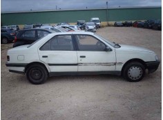 PEUGEOT 405 BERLINA