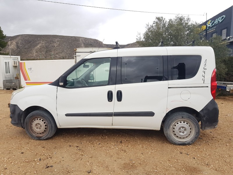 fiat doblo autobús (263_) del año 2012