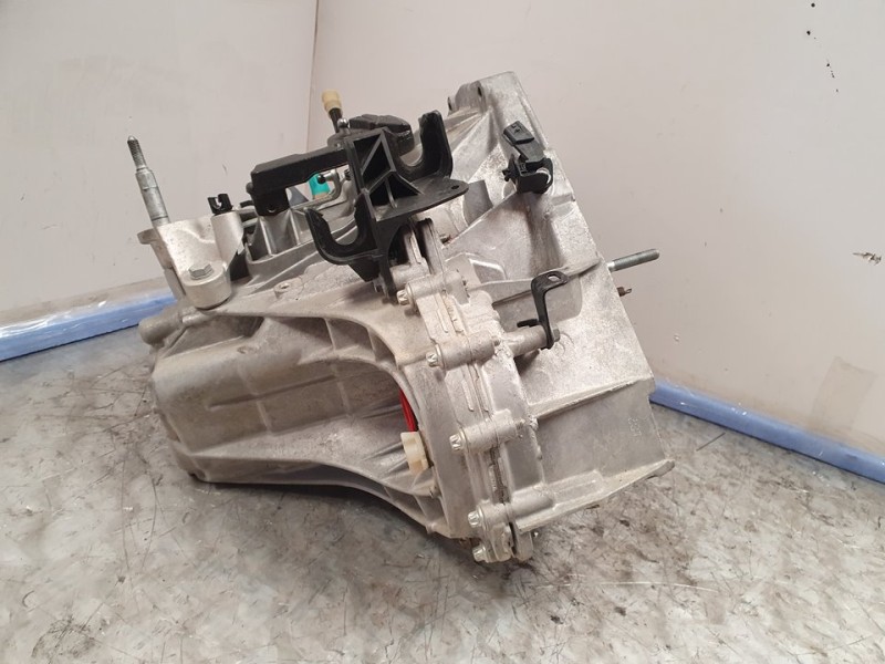 Recambio de caja cambios para renault clio v business referencia OEM IAM TL4362 B103316 6VELOCIDADES