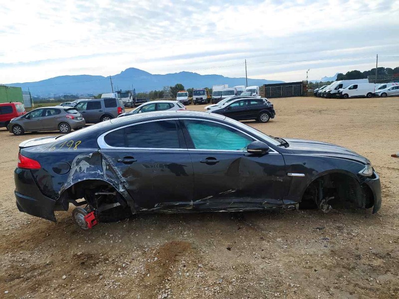 jaguar xf del año 2012