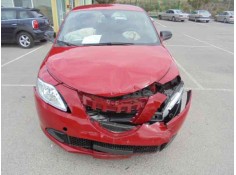 LANCIA YPSILON (402)