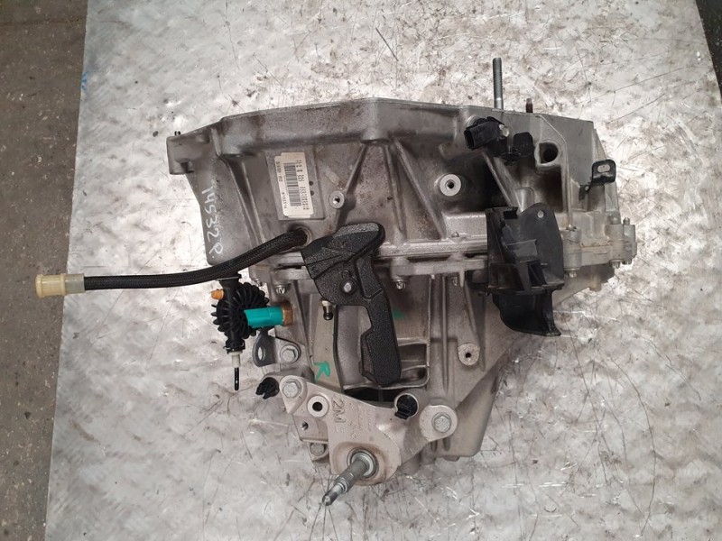 Recambio de caja cambios para renault clio v business referencia OEM IAM TL4362 B103316 6VELOCIDADES