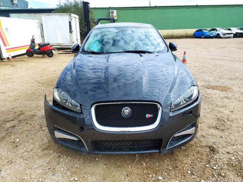 jaguar xf del año 2012