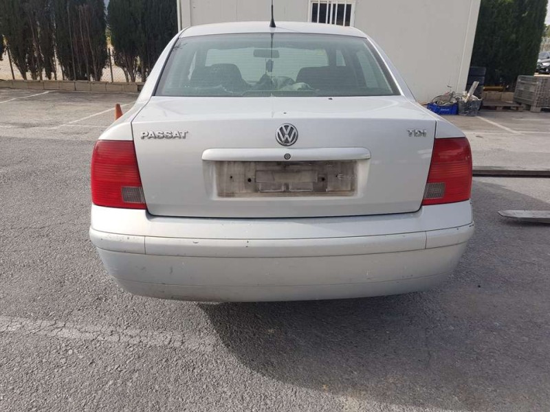 volkswagen passat berlina (3b2) del año 1997